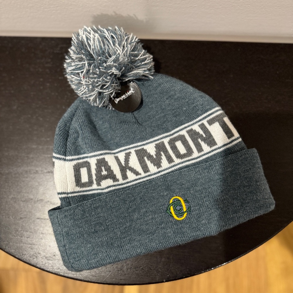 Oakmont golf course winter hat